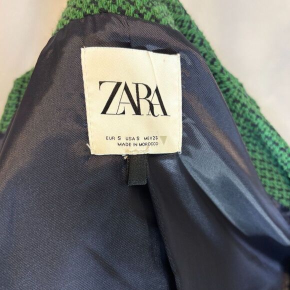 Zara Green Tweed Cropped Blogger Button Up Long Sleeve Sweater Womens Designer - Picture 7 of 7